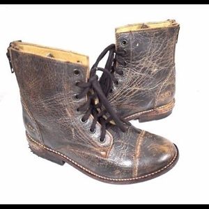 Bed Stu Laurel boots. Size 6. Brown. NWT